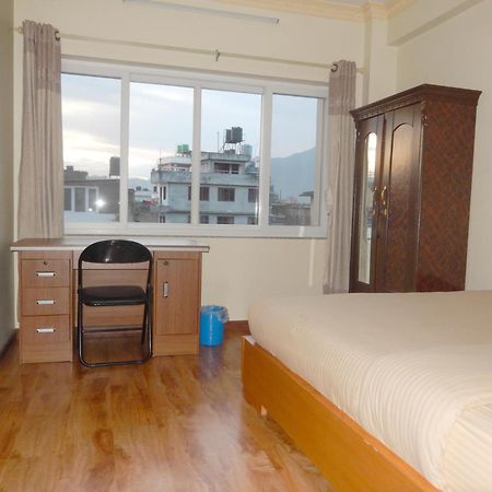 Shine Homestay Famille Francophone - Shine Home And Apartment กาฐมาณฑุ ภายนอก รูปภาพ