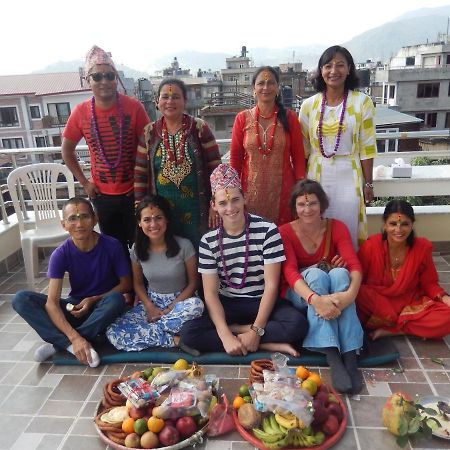 Shine Homestay Famille Francophone - Shine Home And Apartment กาฐมาณฑุ ภายนอก รูปภาพ