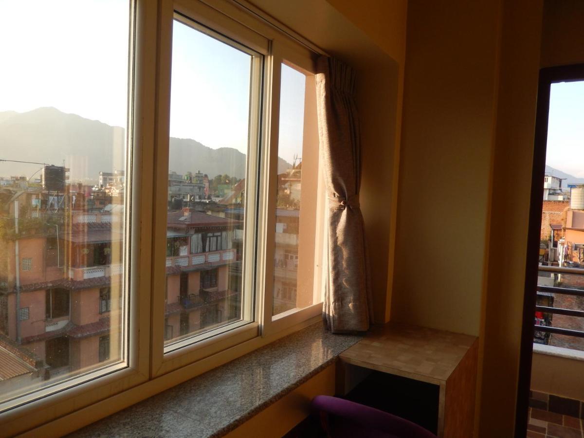 Shine Homestay Famille Francophone - Shine Home And Apartment กาฐมาณฑุ ภายนอก รูปภาพ