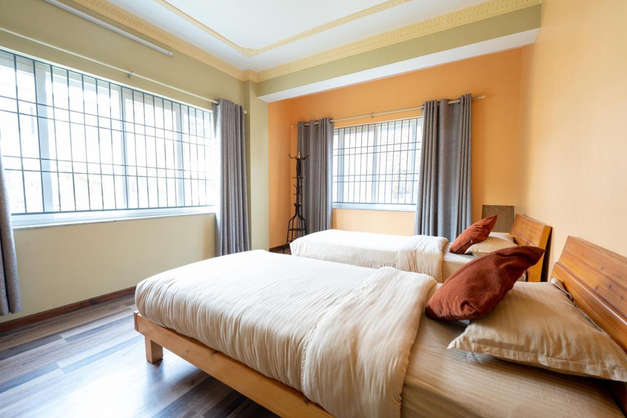 Shine Homestay Famille Francophone - Shine Home And Apartment กาฐมาณฑุ ภายนอก รูปภาพ