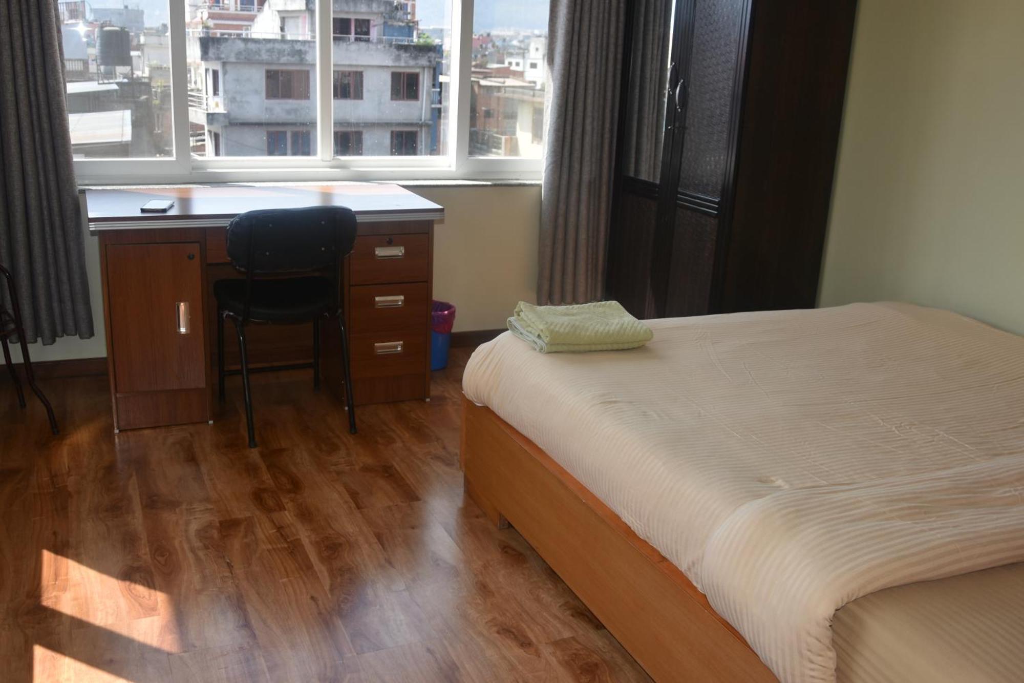Shine Homestay Famille Francophone - Shine Home And Apartment กาฐมาณฑุ ภายนอก รูปภาพ