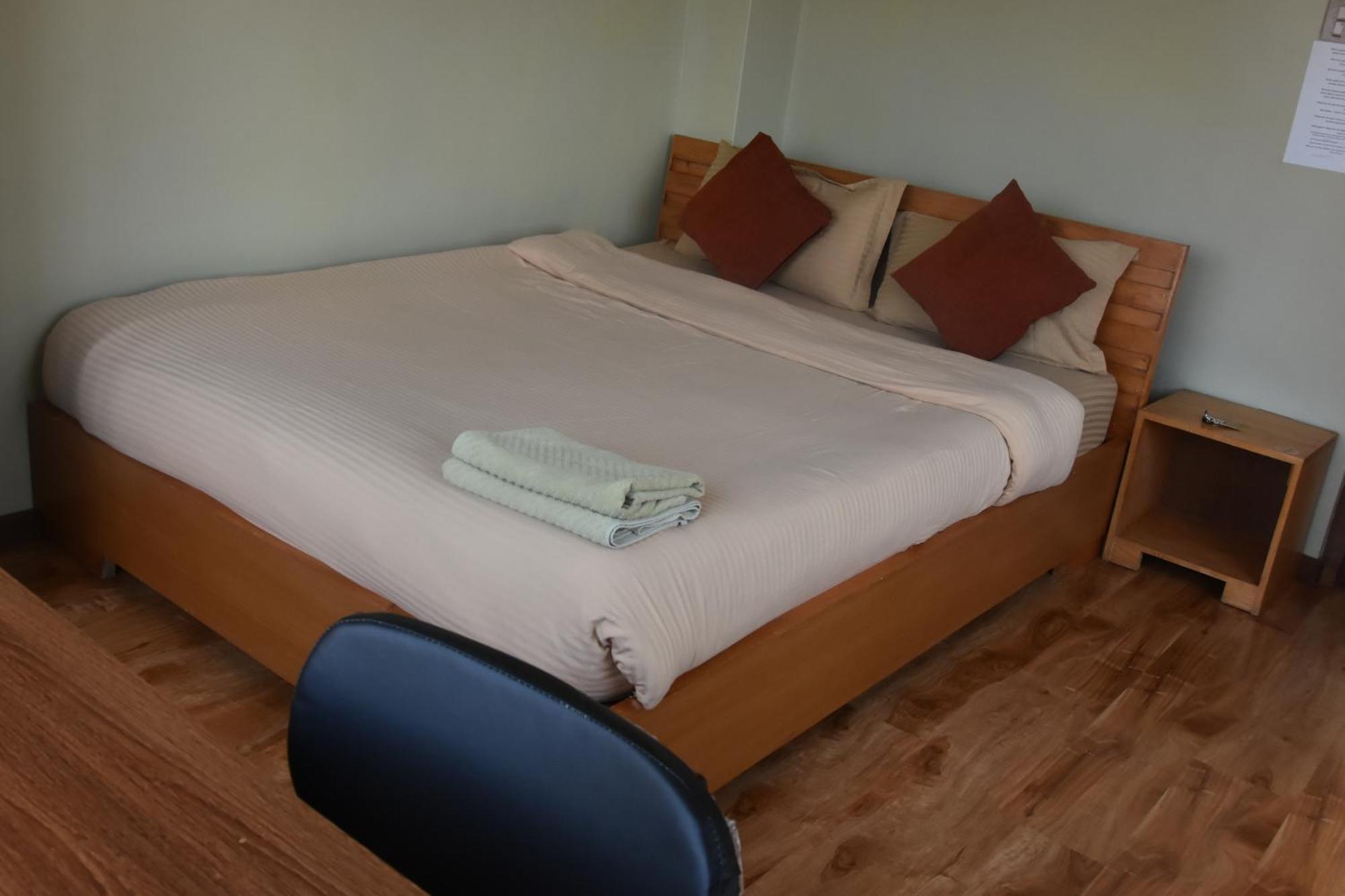 Shine Homestay Famille Francophone - Shine Home And Apartment กาฐมาณฑุ ภายนอก รูปภาพ
