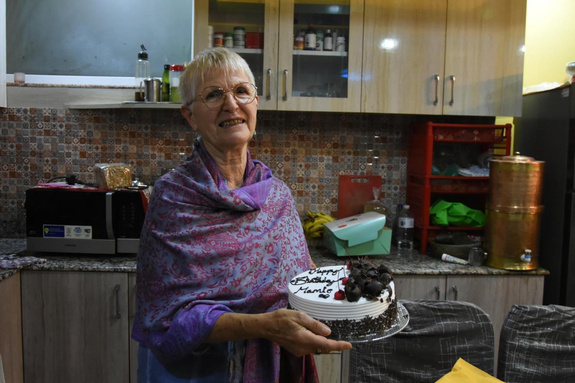 Shine Homestay Famille Francophone - Shine Home And Apartment กาฐมาณฑุ ภายนอก รูปภาพ