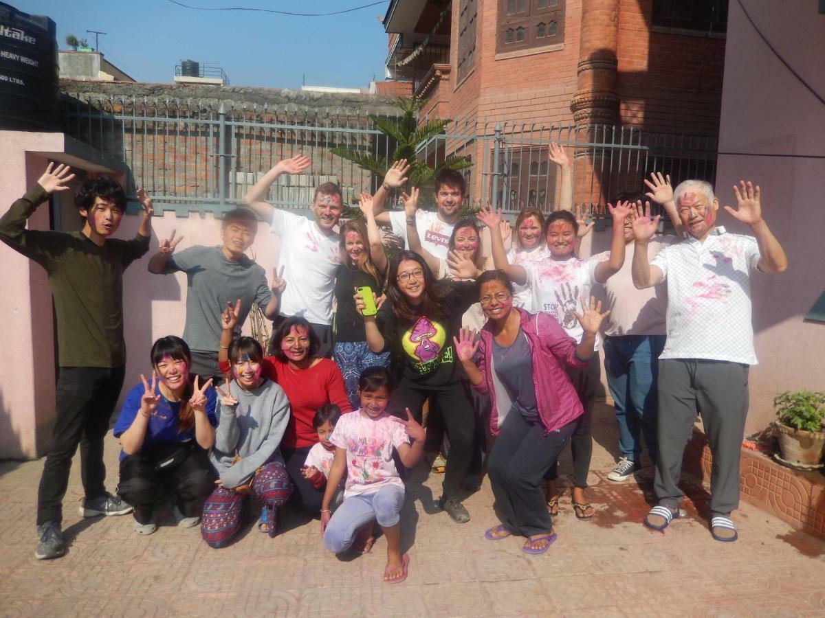 Shine Homestay Famille Francophone - Shine Home And Apartment กาฐมาณฑุ ภายนอก รูปภาพ