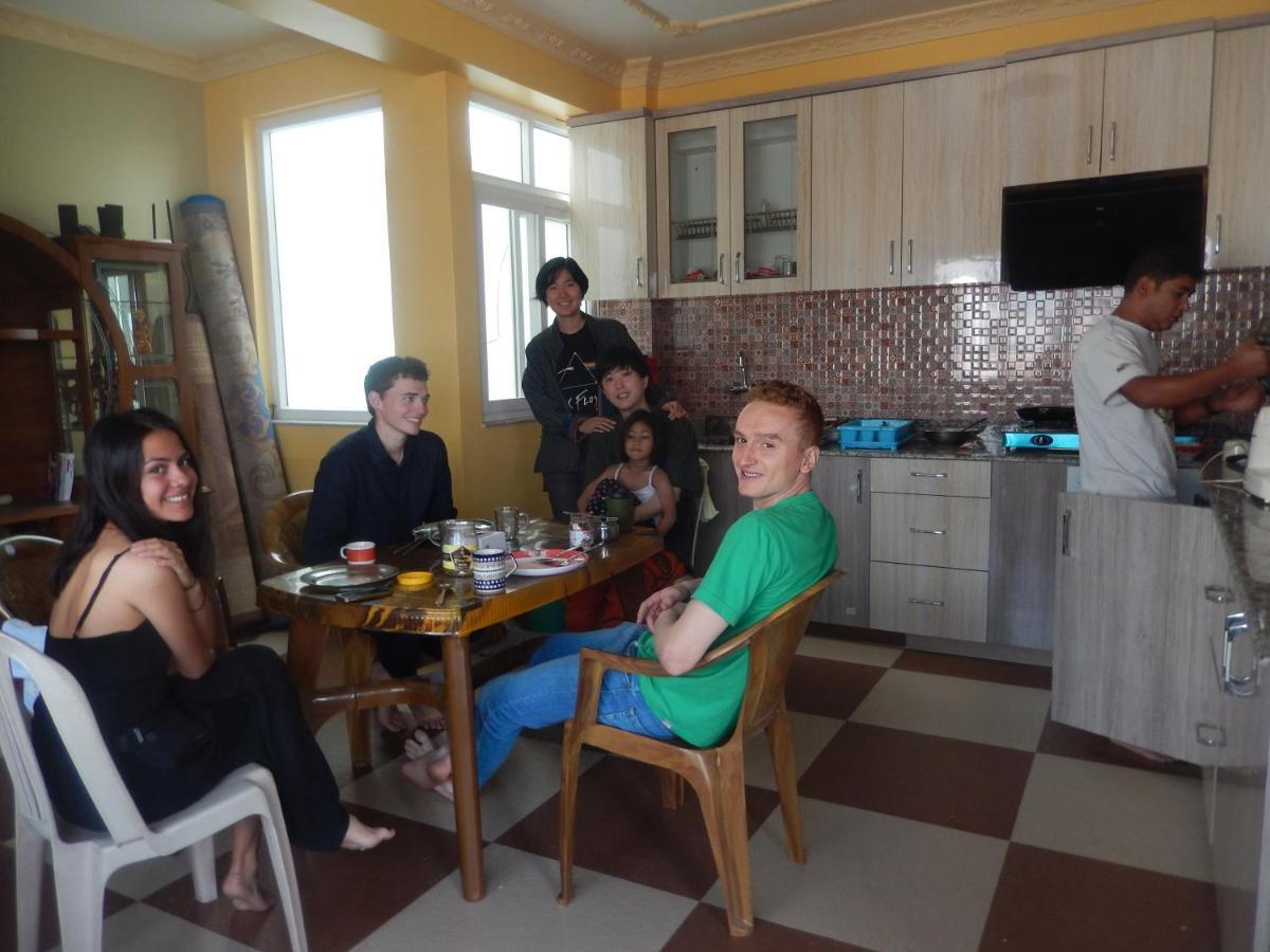 Shine Homestay Famille Francophone - Shine Home And Apartment กาฐมาณฑุ ภายนอก รูปภาพ