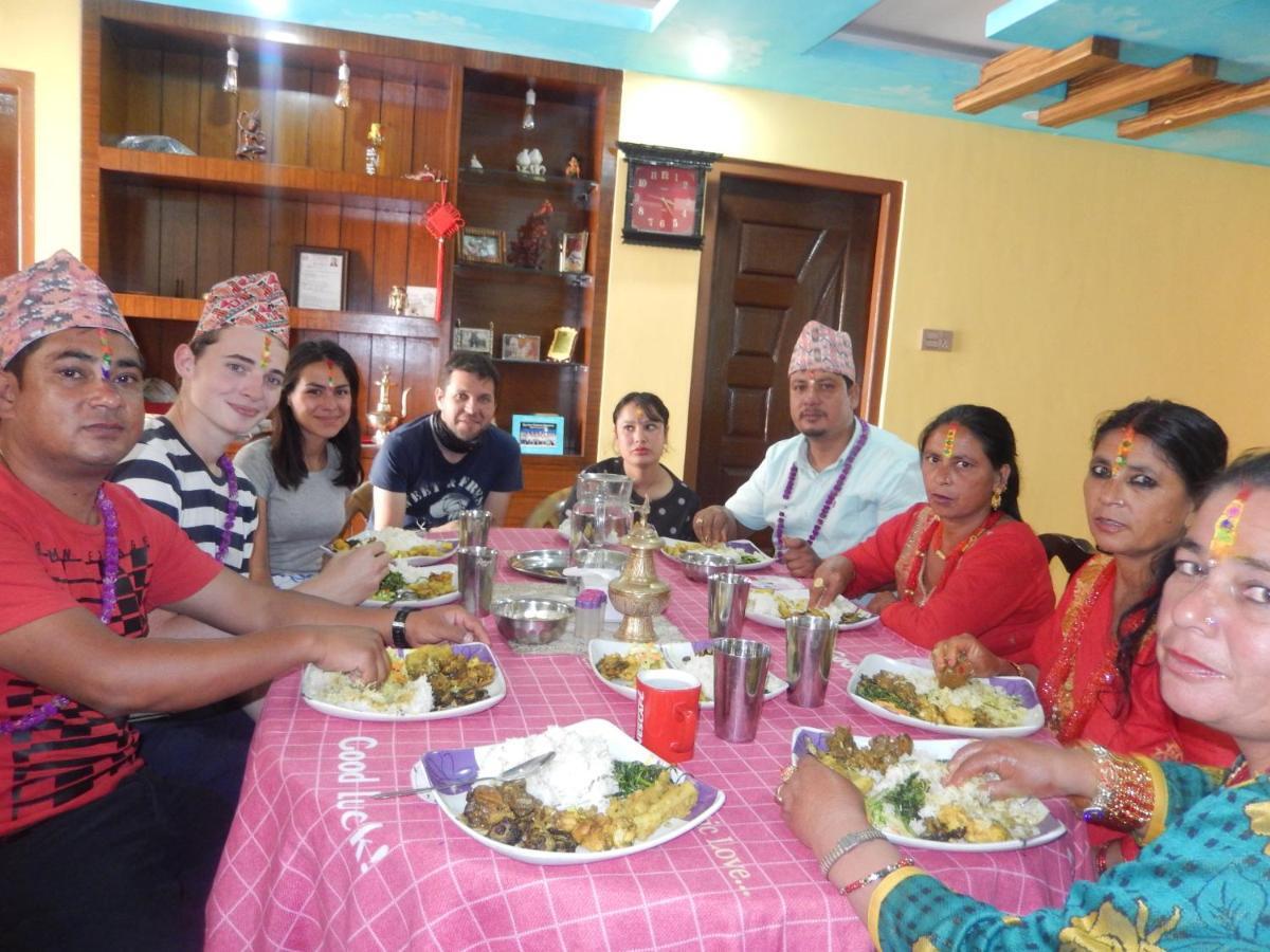 Shine Homestay Famille Francophone - Shine Home And Apartment กาฐมาณฑุ ภายนอก รูปภาพ